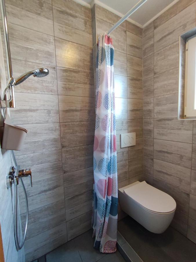 Zidanica-Vineyard Cottage Jakse Semic Ngoại thất bức ảnh