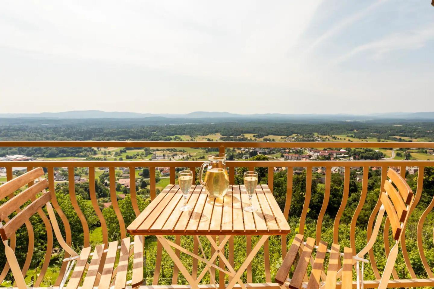 Zidanica-Vineyard Cottage Jakse Semic Ngoại thất bức ảnh